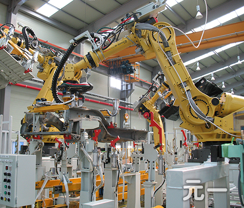 怎么區(qū)分工業(yè)上常用的智能搬運(yùn)機(jī)器人類型？