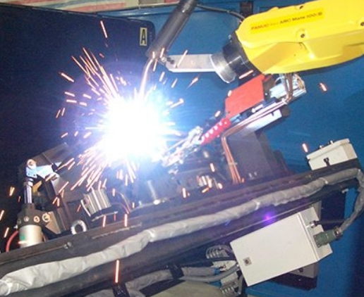 人工是否能被焊接機器人所替代？