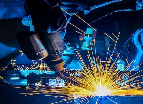 工業(yè)焊接機(jī)器人的操作流程